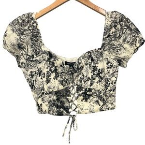 NWT Cotton Candy LA Lace-up Crop Top